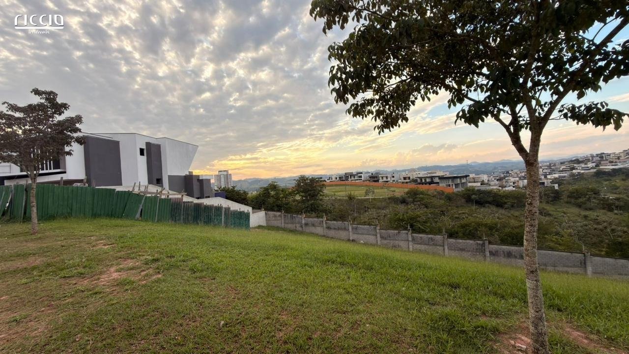 Terreno à Venda no Alphaville I - Urbanova | 525 m², Fundo para Área de Preservação