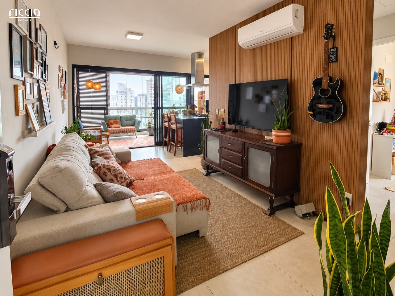 Apartamento à Venda no Edifício Mayfair - Vila Adyana | 84 m², Mobiliado, 2 Dormitórios e 2 Vagas