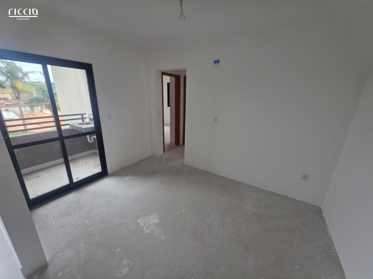 Apartamento à Venda no Portal das Oliveiras Residence - Jardim São Vicente - 54,88m², 2 Dormitórios (1 Suíte) e Varanda Gourmet