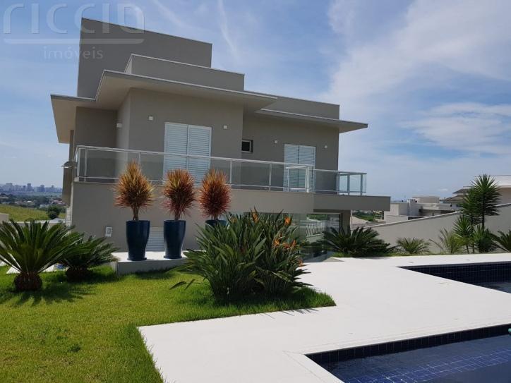 Casa em Condomínio à venda no Urbanova — ambiente interno