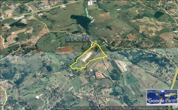 Terreno à venda no Eugênio de Mello — ambiente interno