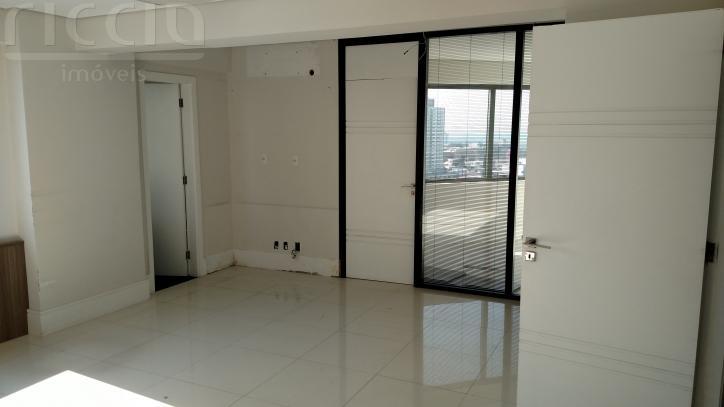 Sala / Conjunto à venda no Centro — imagem 30 de 56
