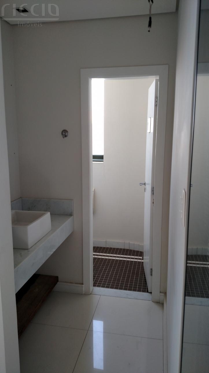 Sala / Conjunto à venda no Centro — imagem 13 de 56