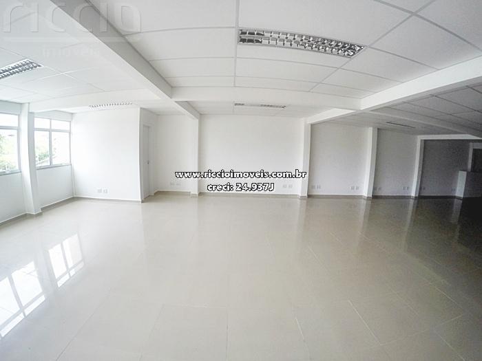 Predio Comercial à venda no Jardim Satélite — detalhe do imóvel