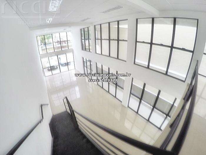 Predio Comercial à venda no Jardim Satélite — ambiente interno