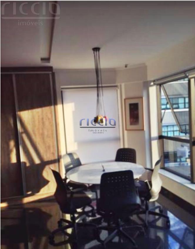 Sala / Conjunto à venda no Jardim Esplanada — ambiente interno