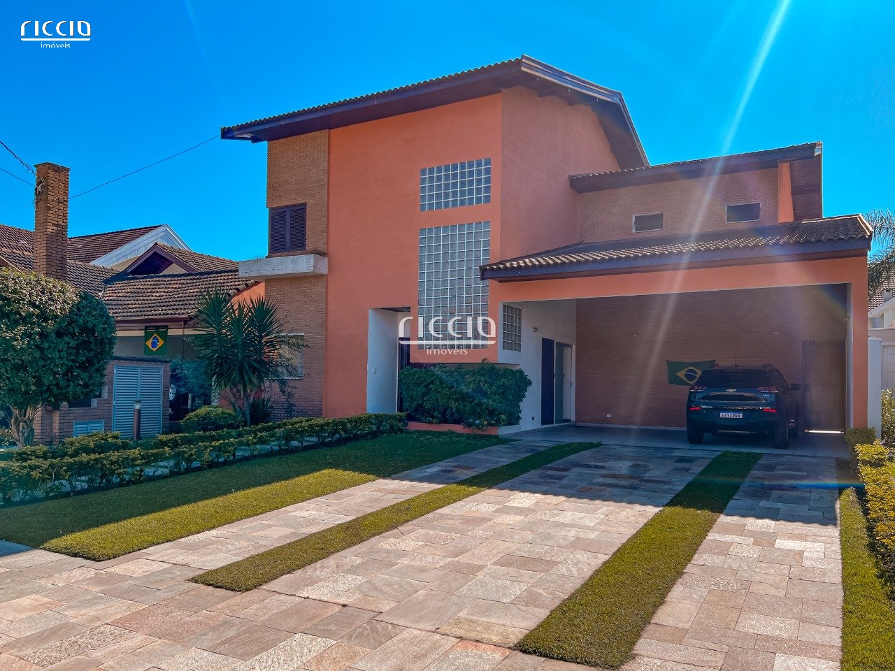 Casa em Condomínio à venda no Jardim Esplanada — detalhe do imóvel