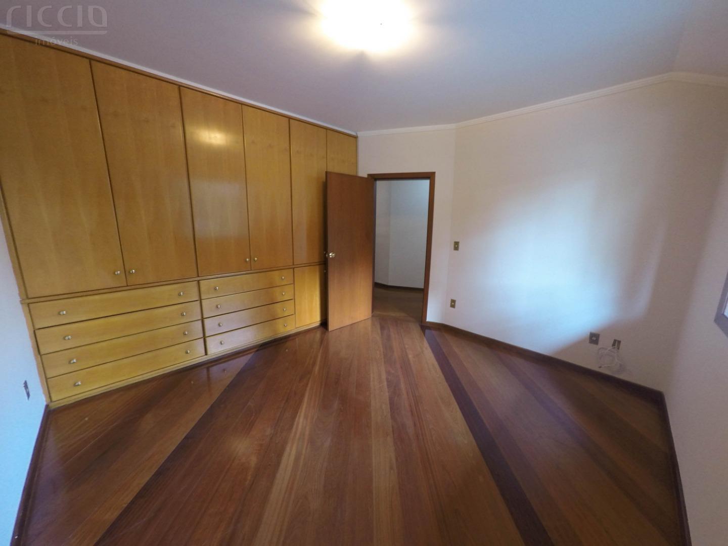 Casa em Condomínio à venda no Jardim das Colinas — imagem 8 de 45