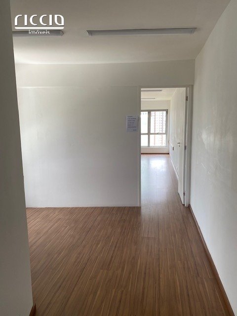 Sala / Conjunto à venda no Centro — detalhe do imóvel