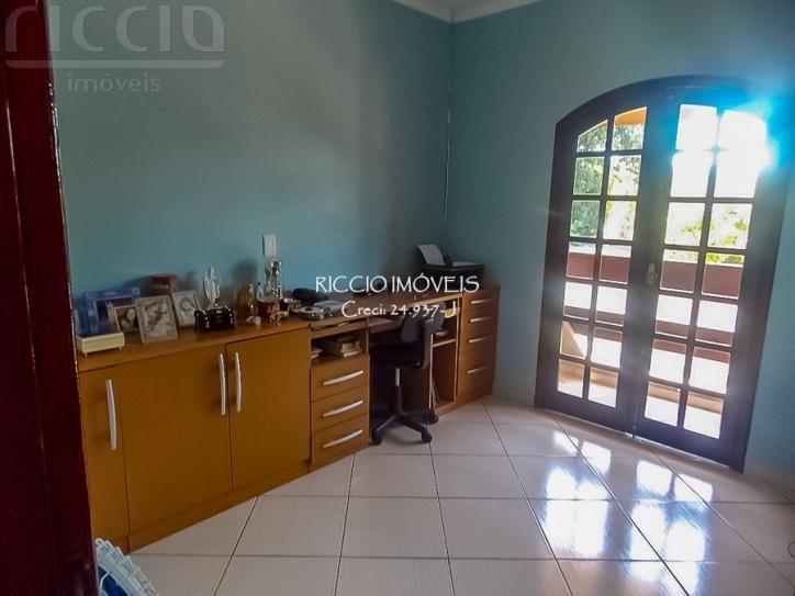 Casa à venda no Eugênio de Mello — imagem 11 de 30