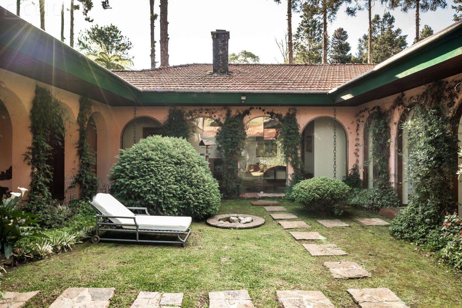 Esplêndida Mansão Cinematográfica-1.198 m² - Gleba de 66.000 m²