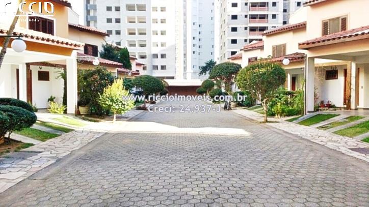 Condominio Sobrado Largo das Pitangueira — ambiente interno
