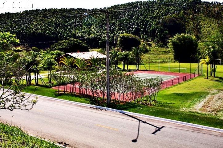 Condominio Village Parahybuna — imagem 14 de 14