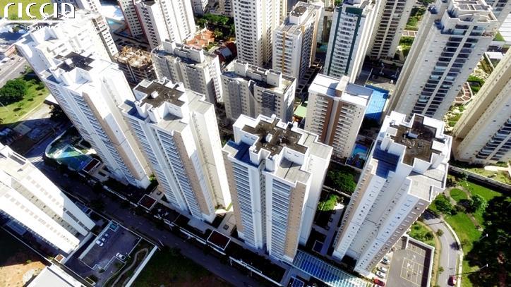 Edificio Patio Condominio Clube — ambiente interno
