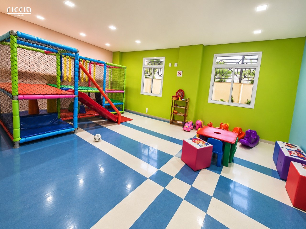 Edificio Maison Barbara — imagem 13 de 15