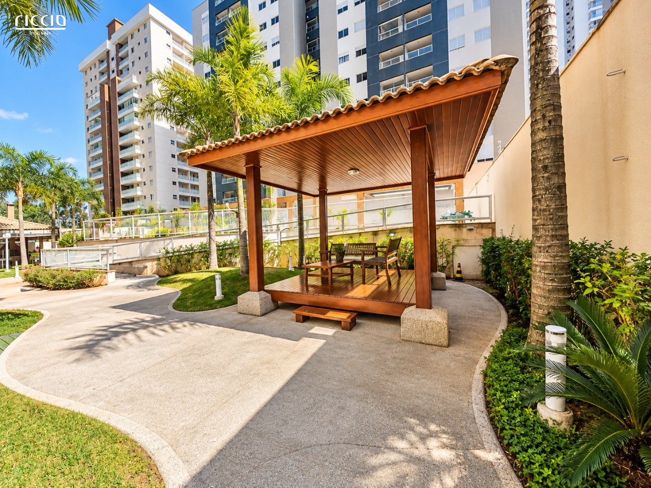 Edificio Gran Bali — ambiente interno