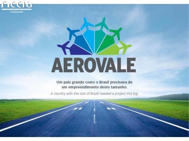 Condomínio Aerovale Cea — ambiente interno