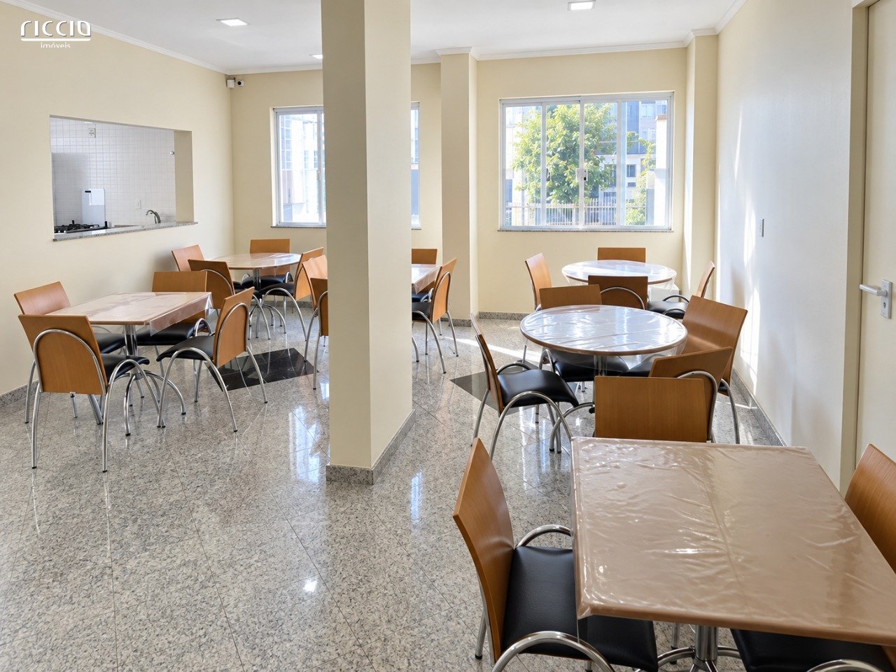 Edifício Cabo Frio — ambiente interno