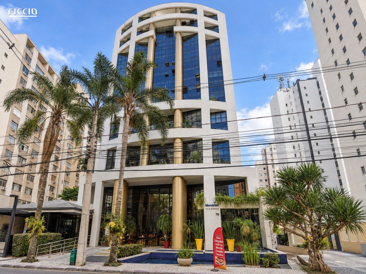 Edifício Mondrian Flat