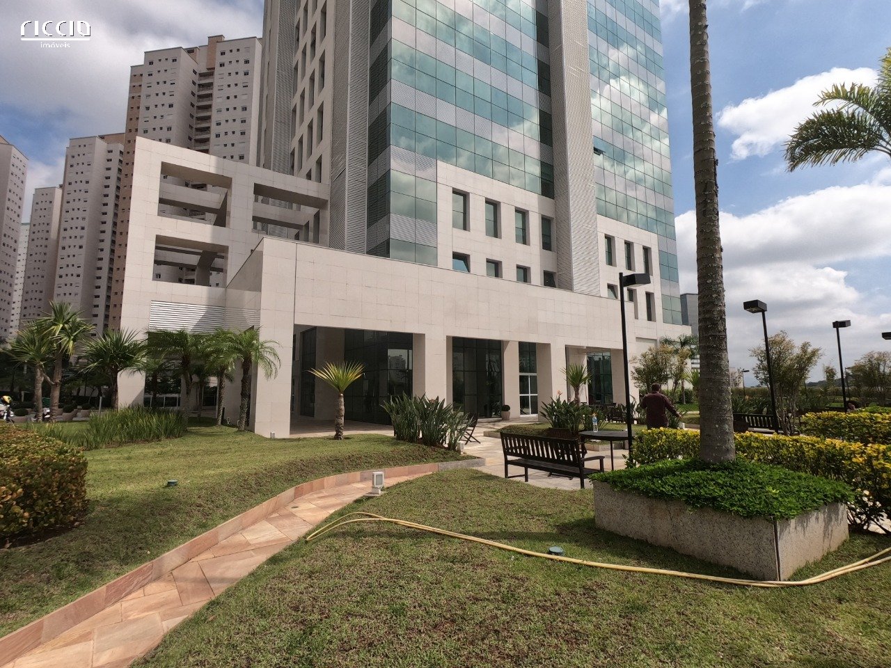 Sala / Conjunto à venda no Jardim das Colinas — detalhe do imóvel