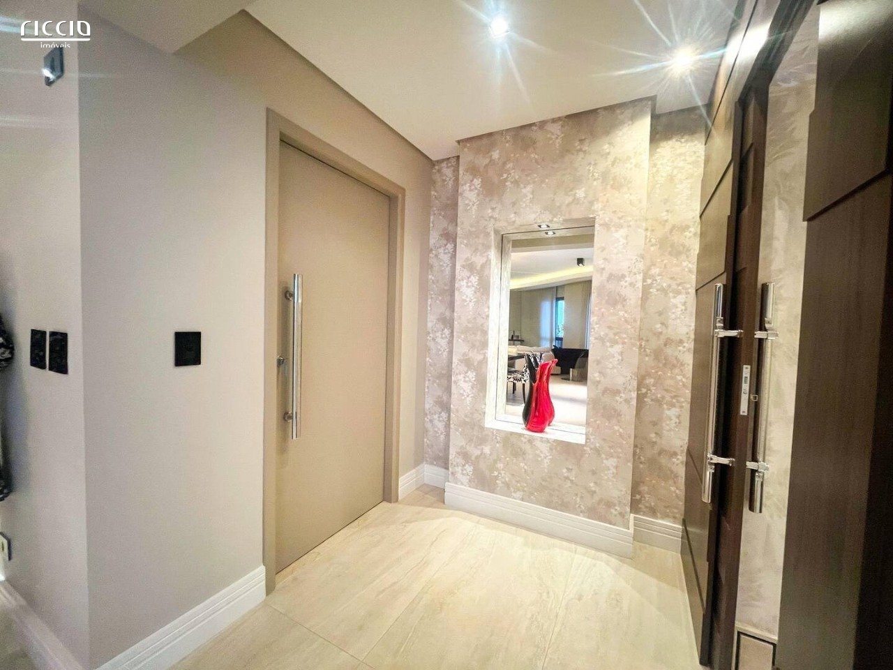Apartamento à venda no Jardim Aquarius — detalhe do imóvel