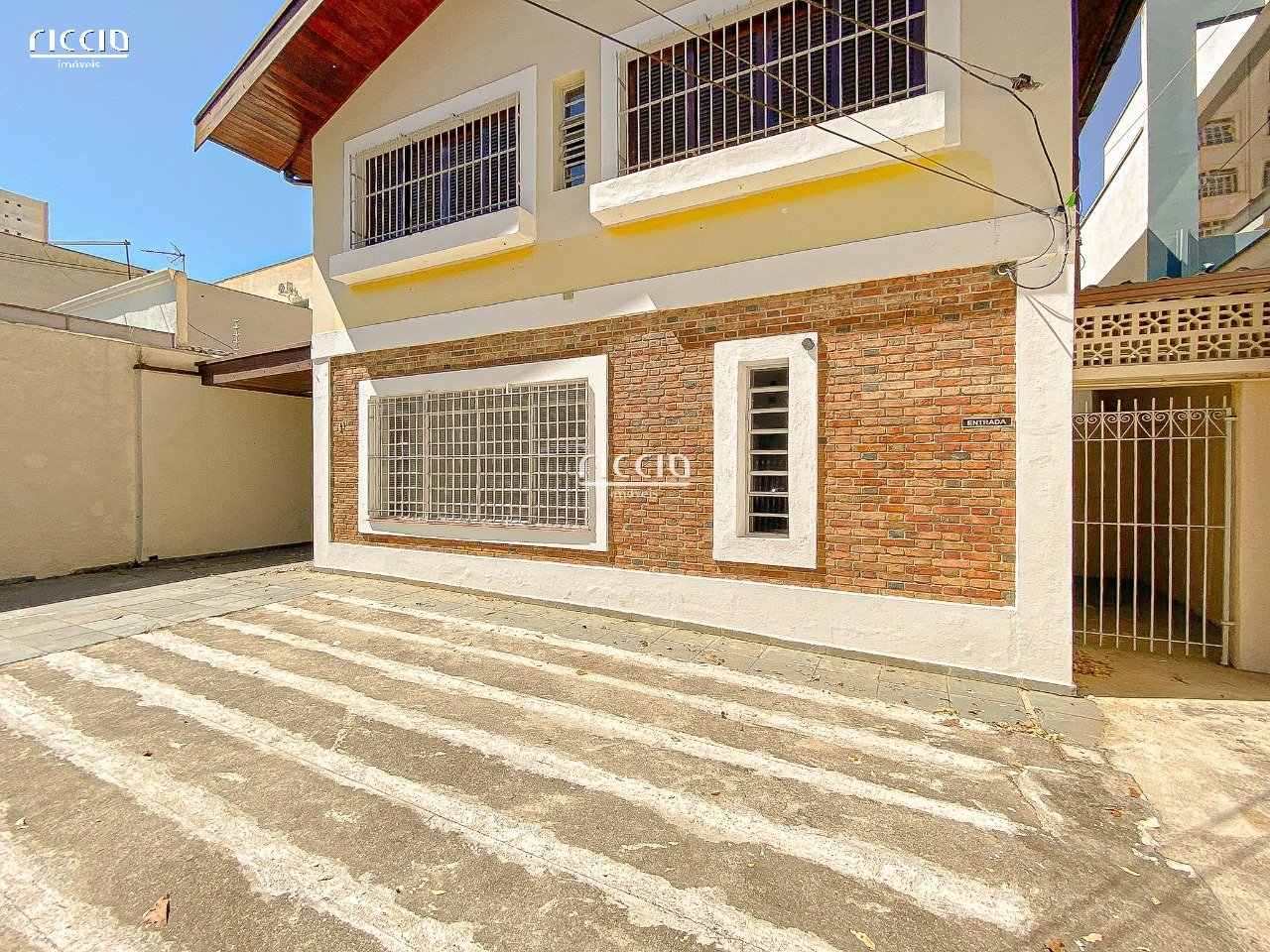Casa à venda no Vila Adyana — imagem 5 de 36