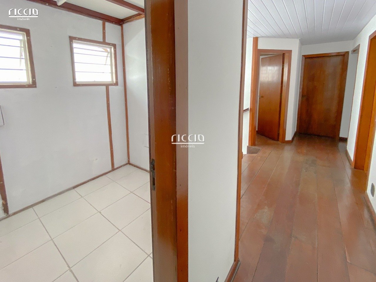 Casa à venda no Vila Adyana — imagem 23 de 36