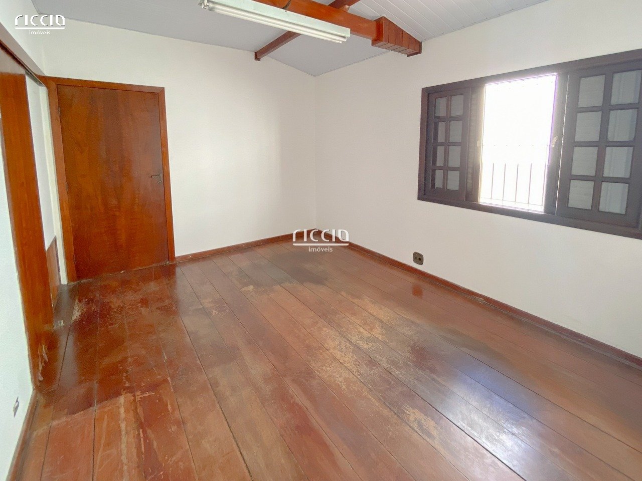 Casa à venda no Vila Adyana — imagem 24 de 36