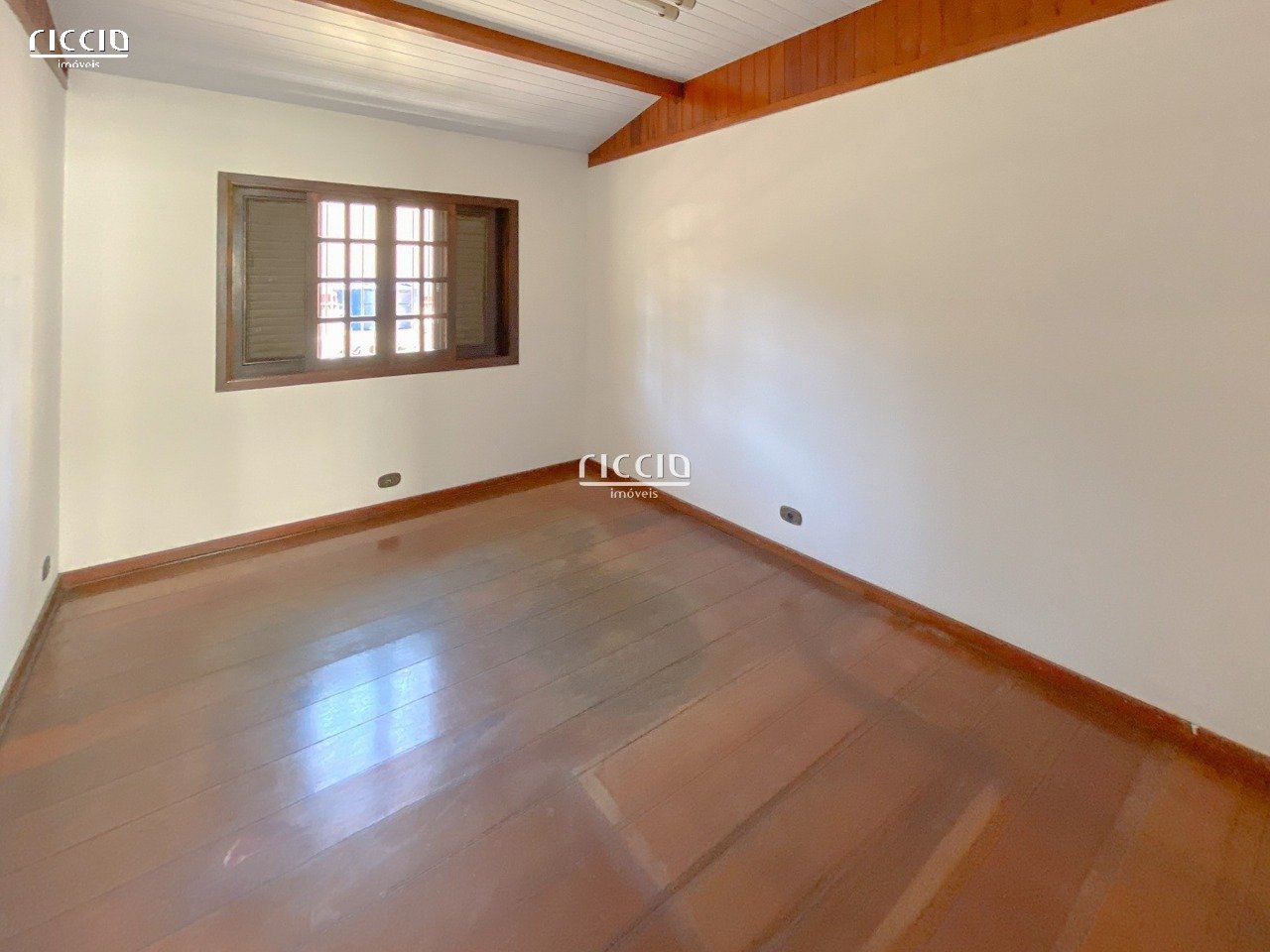 Casa à venda no Vila Adyana — imagem 30 de 36