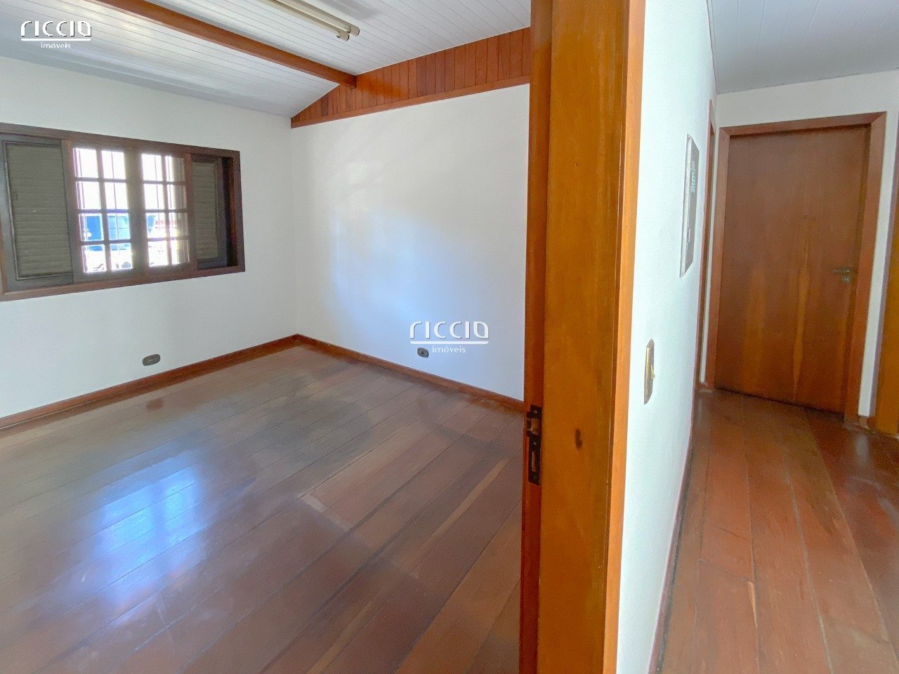 Casa à venda no Vila Adyana — imagem 29 de 36