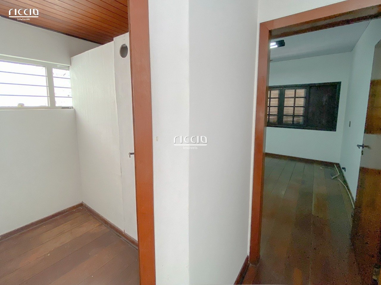 Casa à venda no Vila Adyana — imagem 33 de 36