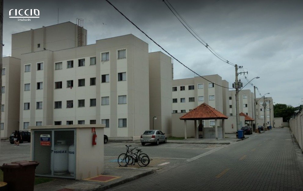 Edificio Bosque de Santana