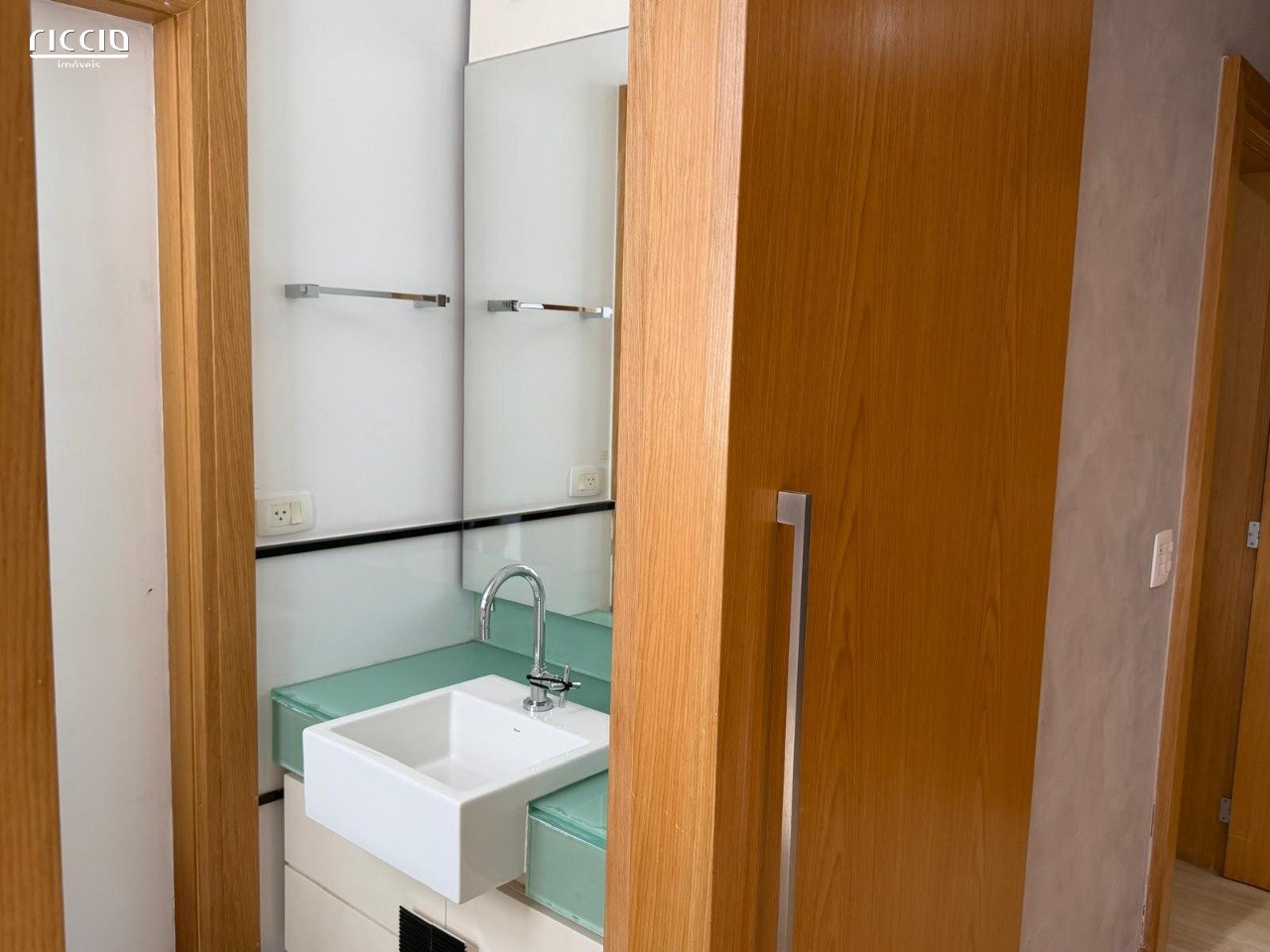 Ponto Comercial à venda no Vila Adyana — imagem 28 de 33