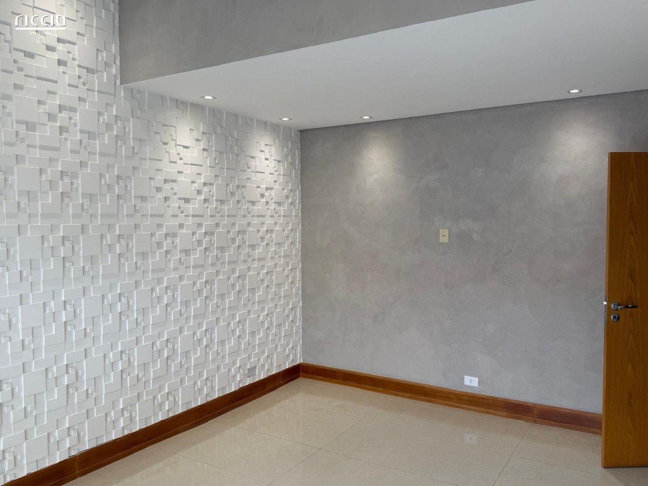 Ponto Comercial à venda no Vila Adyana — imagem 7 de 33