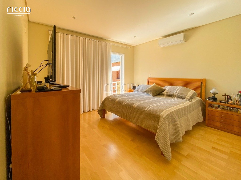 Casa em Condomínio à venda no Jardim Aquárius — imagem 36 de 52