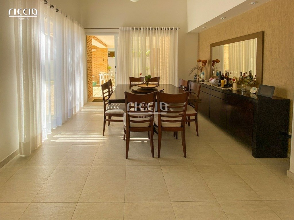 Casa em Condomínio à venda no Jardim Aquárius — imagem 11 de 52