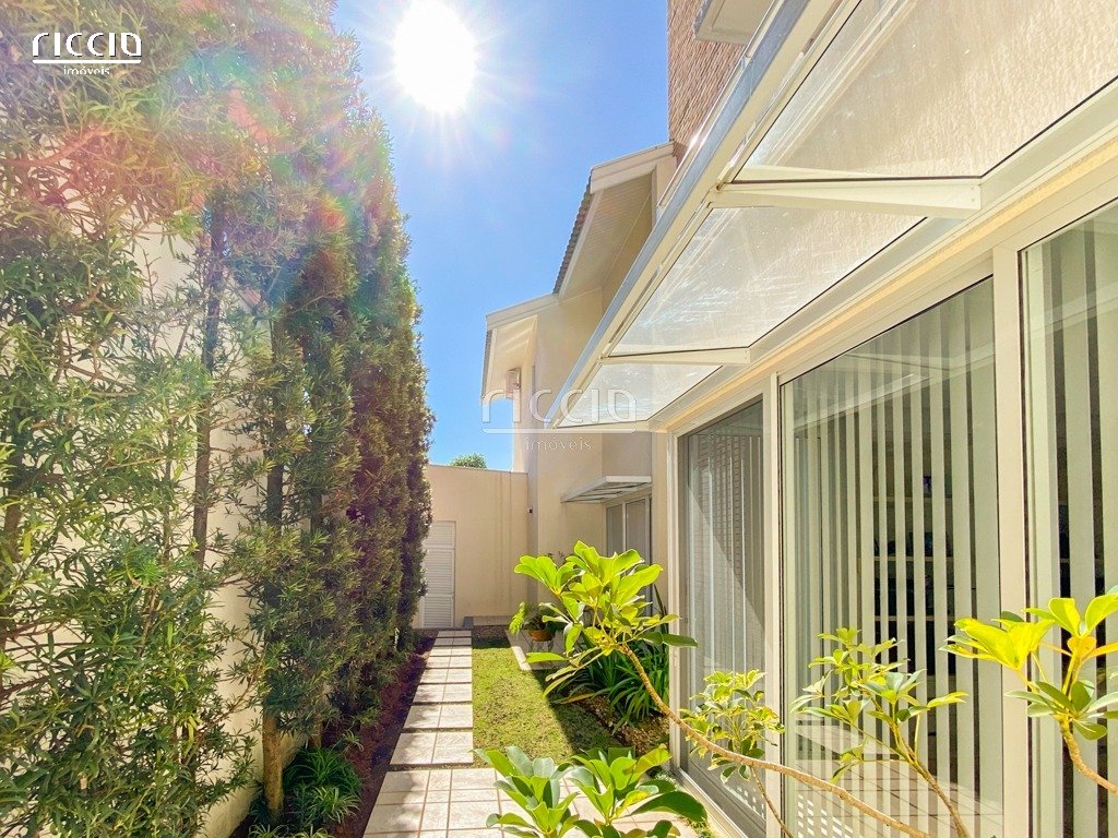 Casa em Condomínio à venda no Jardim Aquárius — imagem 30 de 52
