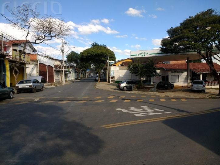 Terreno à venda no Jardim Santa Inês — ambiente interno
