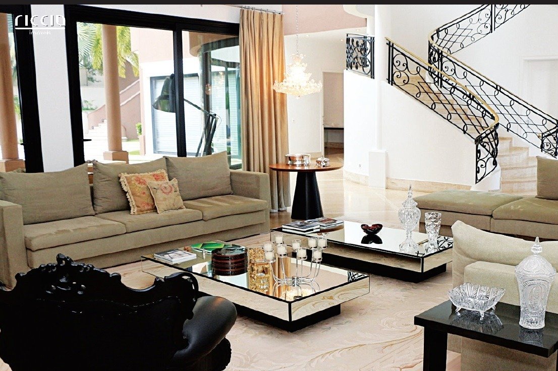 Casa em Condomínio à venda no Jardim das Colinas — detalhe do imóvel