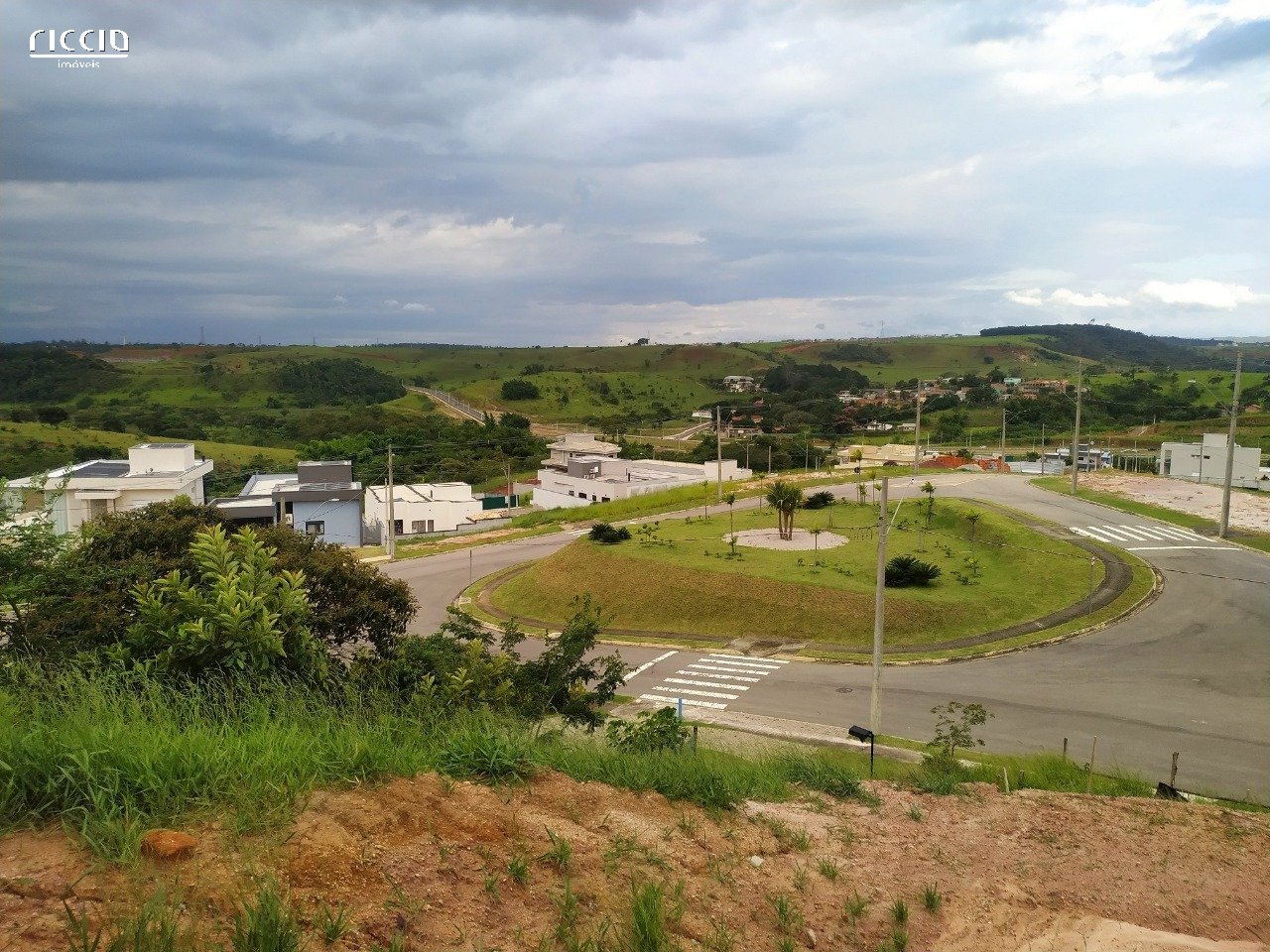 Terreno à venda no Putim — imagem 4 de 19