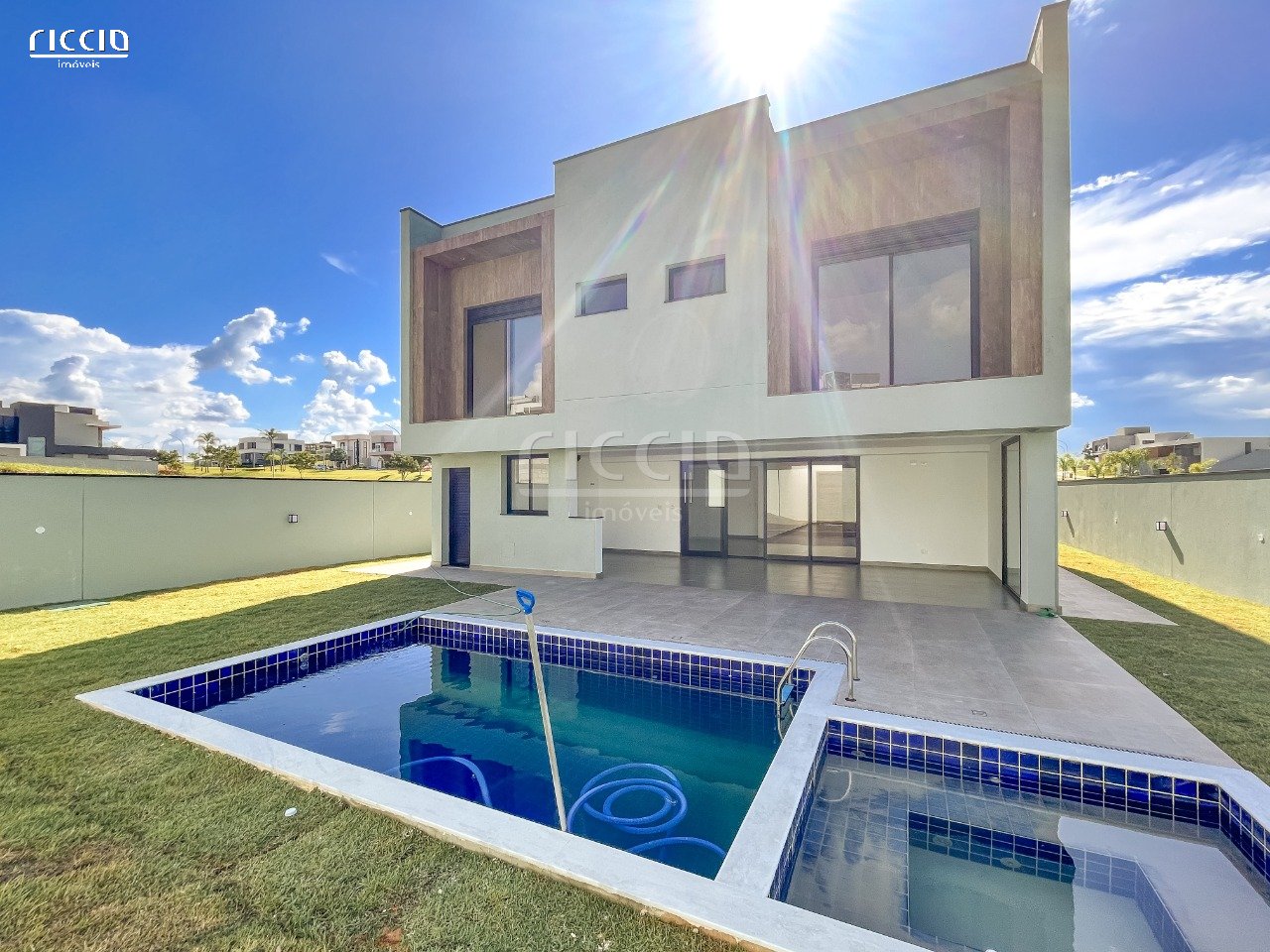 Casa em Condomínio à venda no Urbanova — imagem 17 de 35