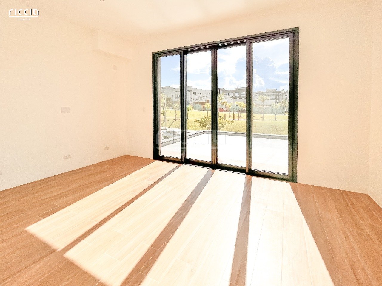 Casa em Condomínio à venda no Urbanova — imagem 34 de 35