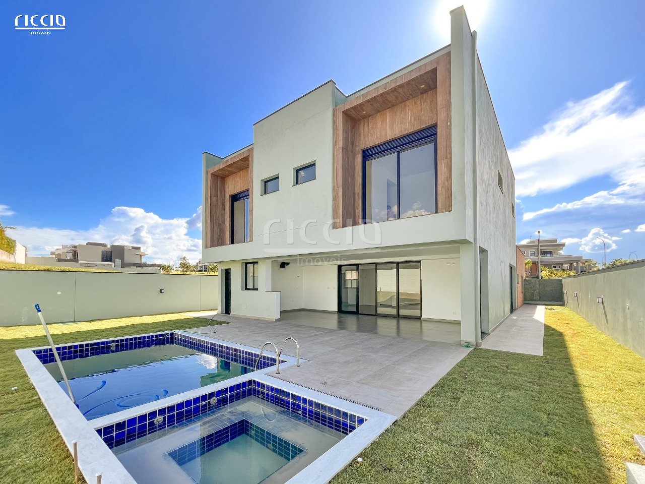 Casa em Condomínio à venda no Urbanova — ambiente interno