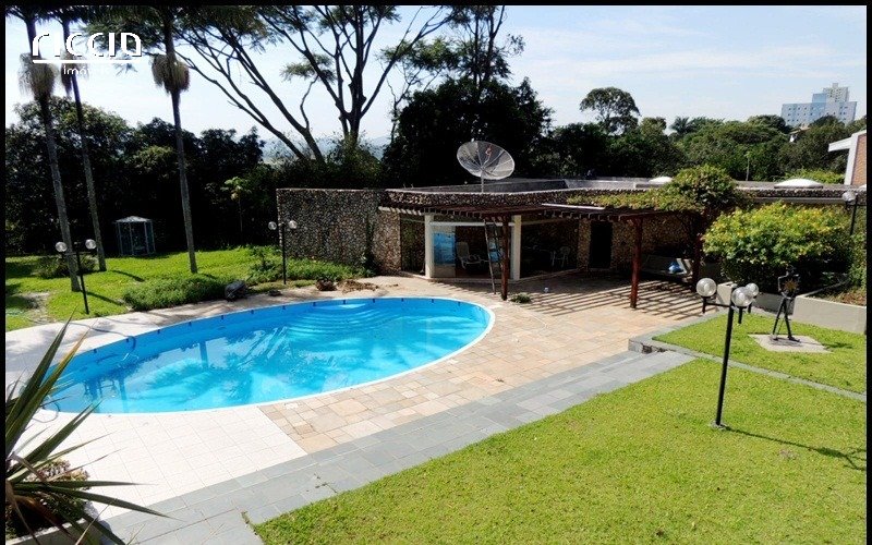Casa em Condomínio à venda no Bosque dos Eucaliptos — ambiente interno