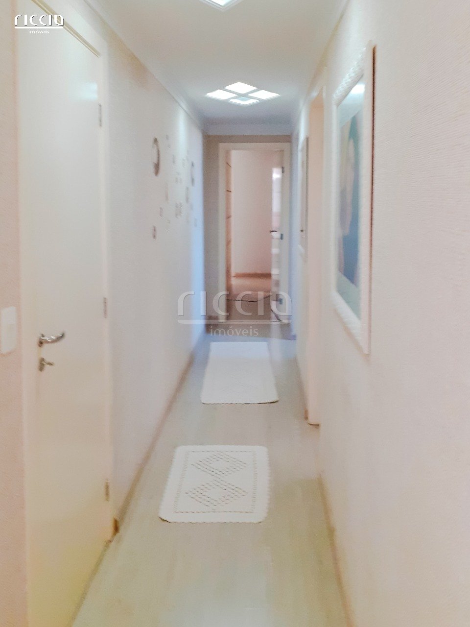 Apartamento à venda no Jardim das Colinas — imagem 14 de 33