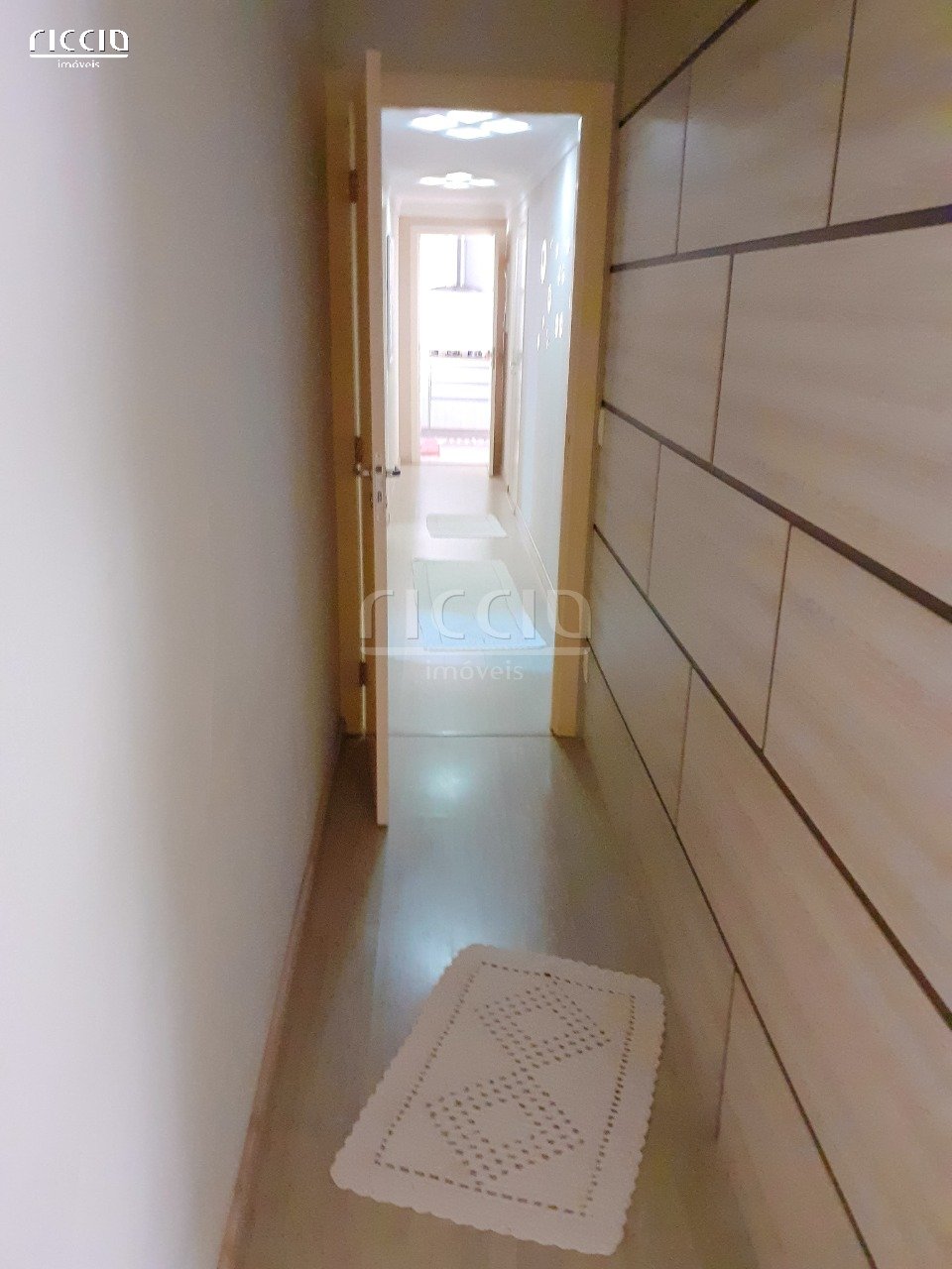 Apartamento à venda no Jardim das Colinas — imagem 26 de 33