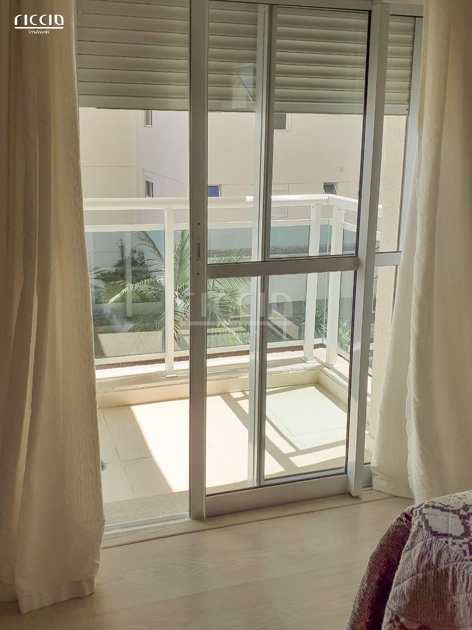 Apartamento à venda no Jardim das Colinas — imagem 16 de 33