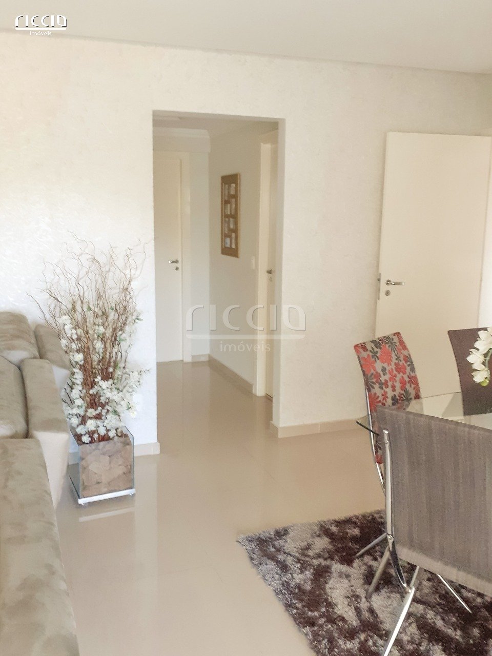Apartamento à venda no Jardim das Colinas — imagem 7 de 33