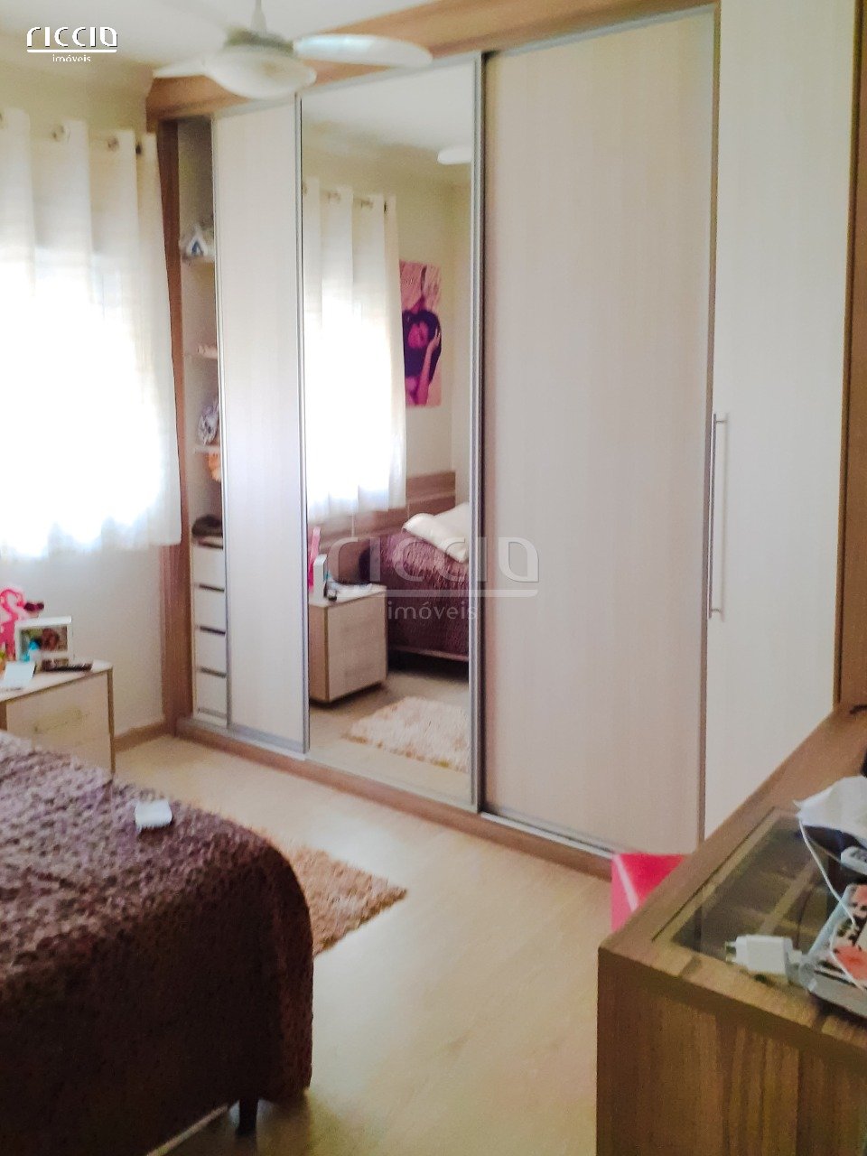 Apartamento à venda no Jardim das Colinas — imagem 22 de 33