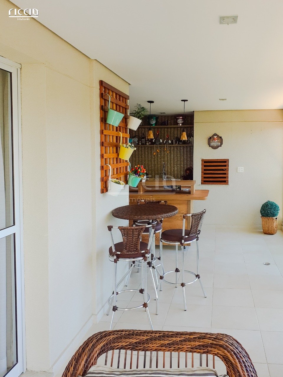 Apartamento à venda no Jardim das Colinas — imagem 8 de 33